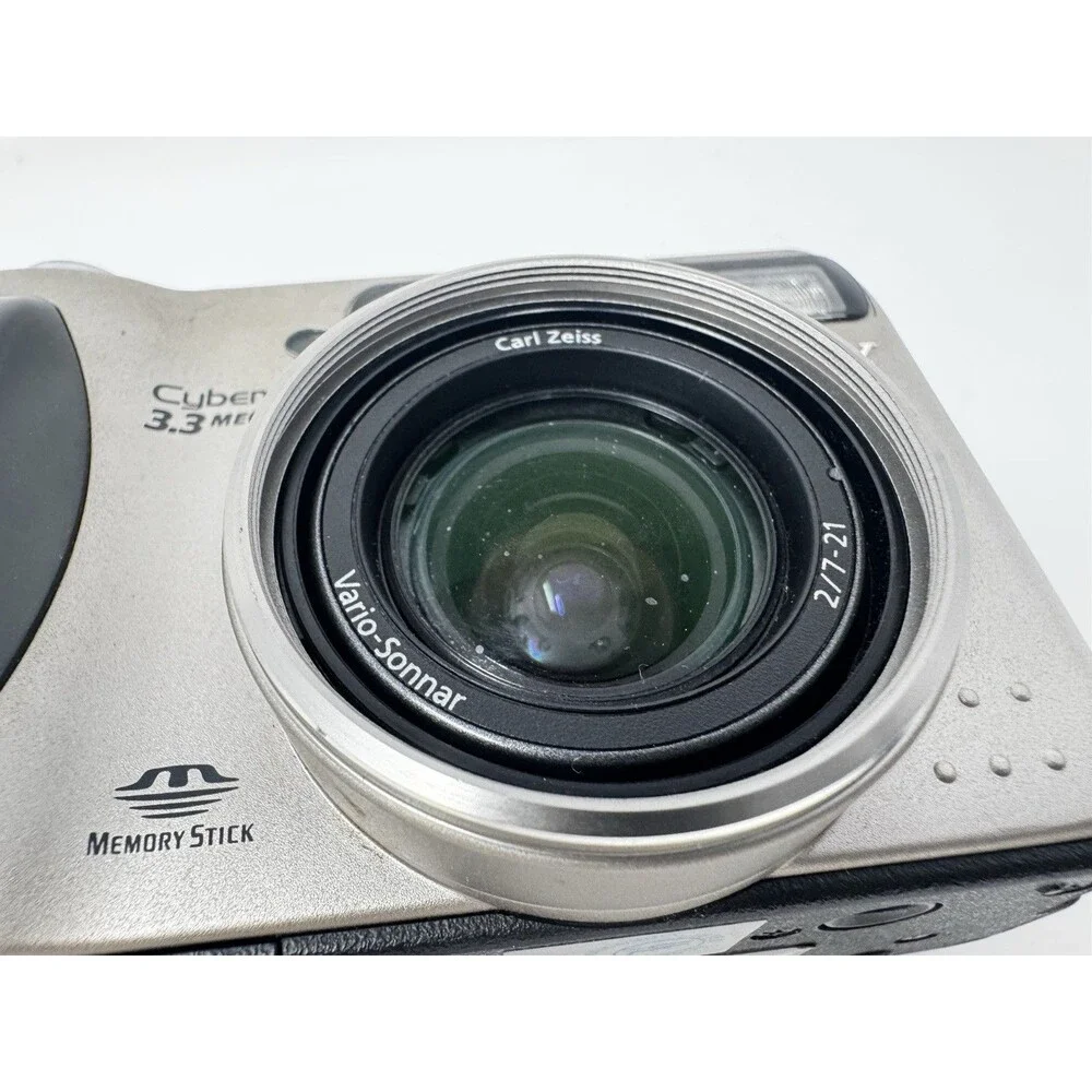 Sony Cyber-shot DSC-S75 3.3MP Digital Camera w/ Box Accessories (See Video)